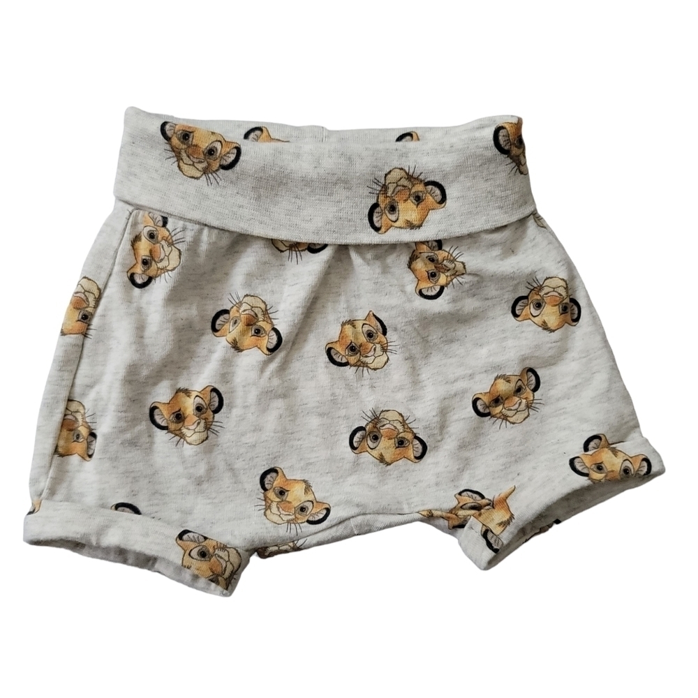 Disney x H&M Newborn Gray Simba Lion King Shorts Bottoms